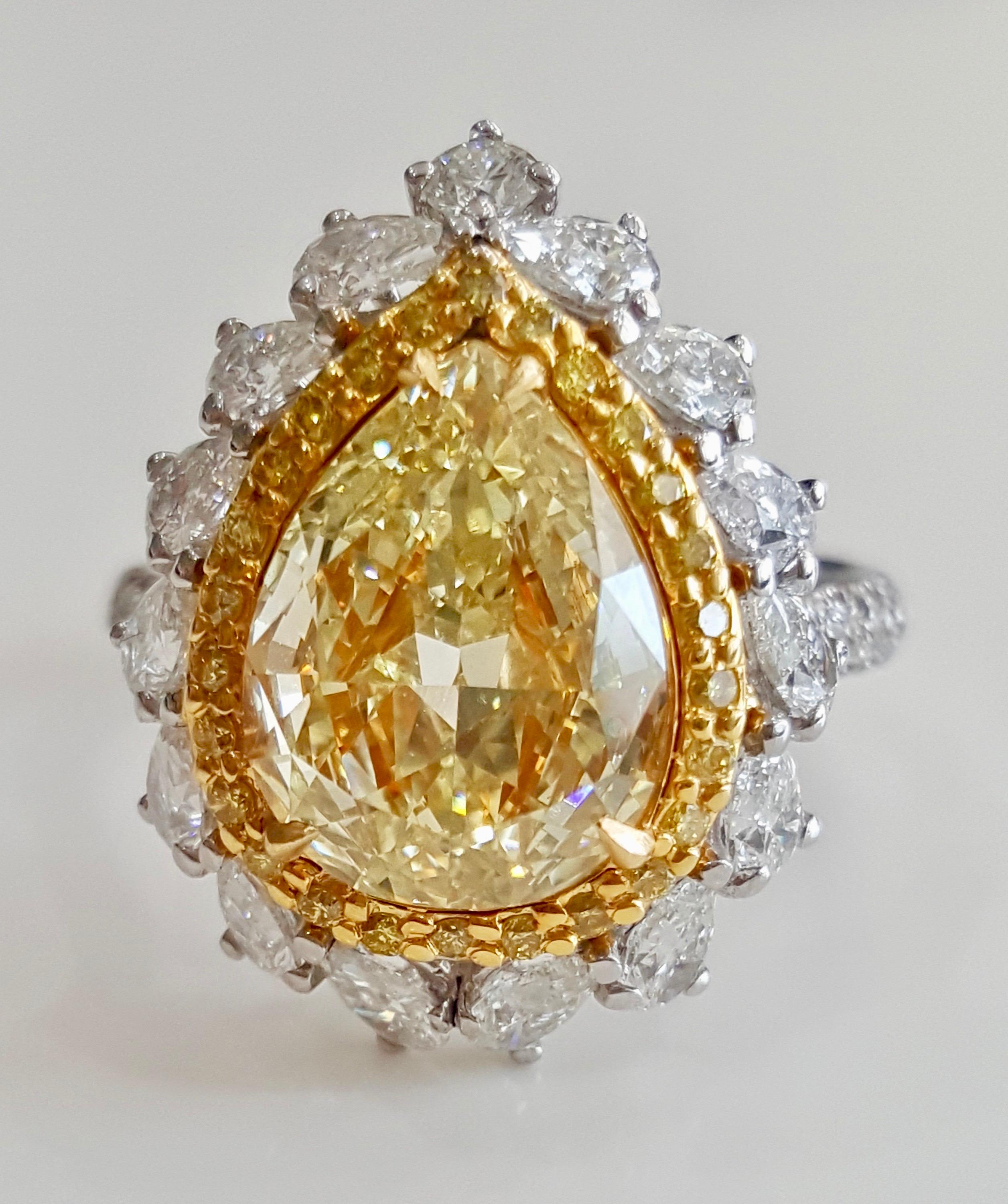 GIA Certified 4.64 Carat Natural Fancy Yellow And White Diamond Ring In 18 K  2