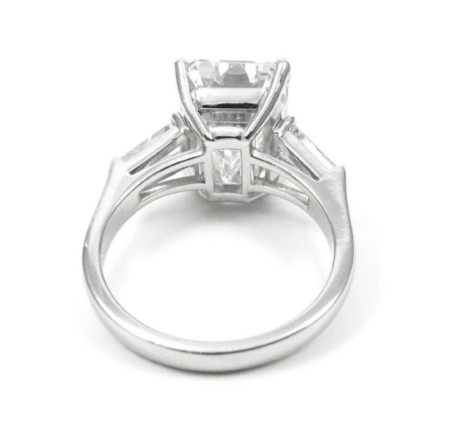 i color emerald cut diamond