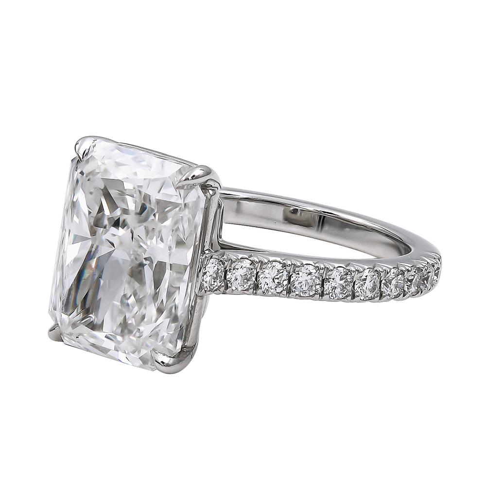 GIA-zertifizierter 4,67 Karat Diamant-Verlobungsring mit Strahlenschliff (Moderne) im Angebot