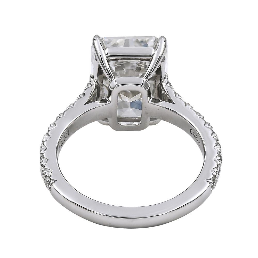 GIA-zertifizierter 4,67 Karat Diamant-Verlobungsring mit Strahlenschliff im Zustand „Neu“ im Angebot in New York, NY