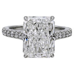 GIA Certified 4.67 Carat Radiant Cut Diamond Engagement Ring