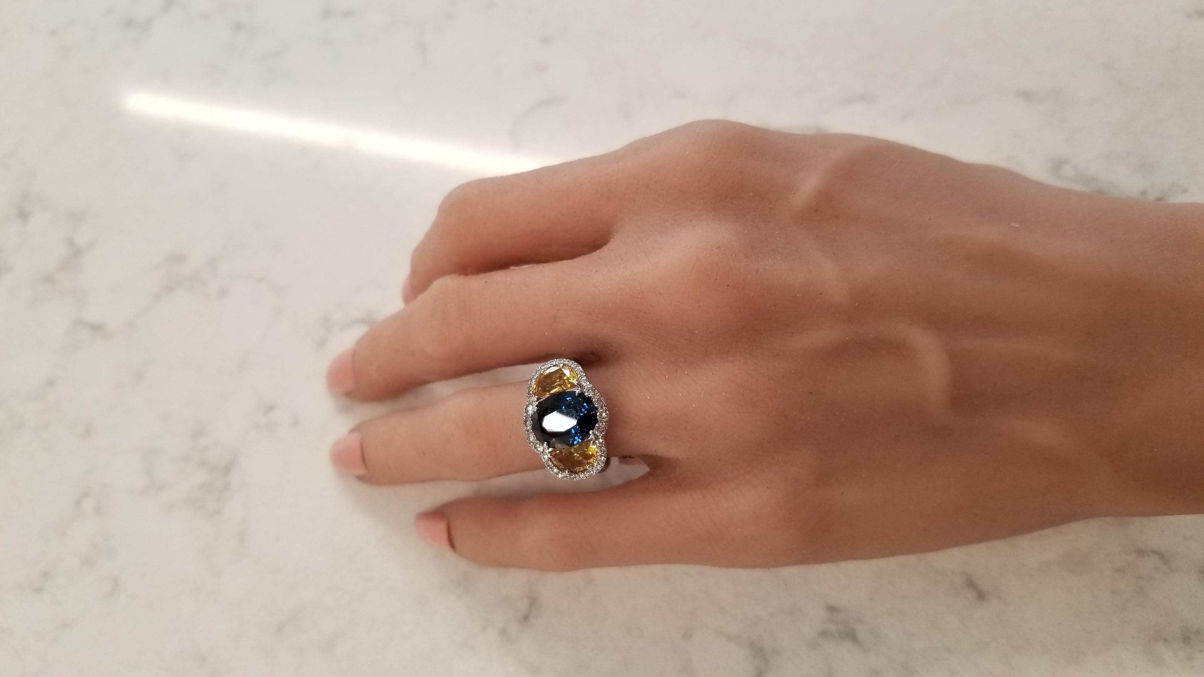 GIA Certified 4.75 Carat Oval Blue Sapphire, Yellow Sapphire & Diamond Gold Ring  In New Condition In Chicago, IL