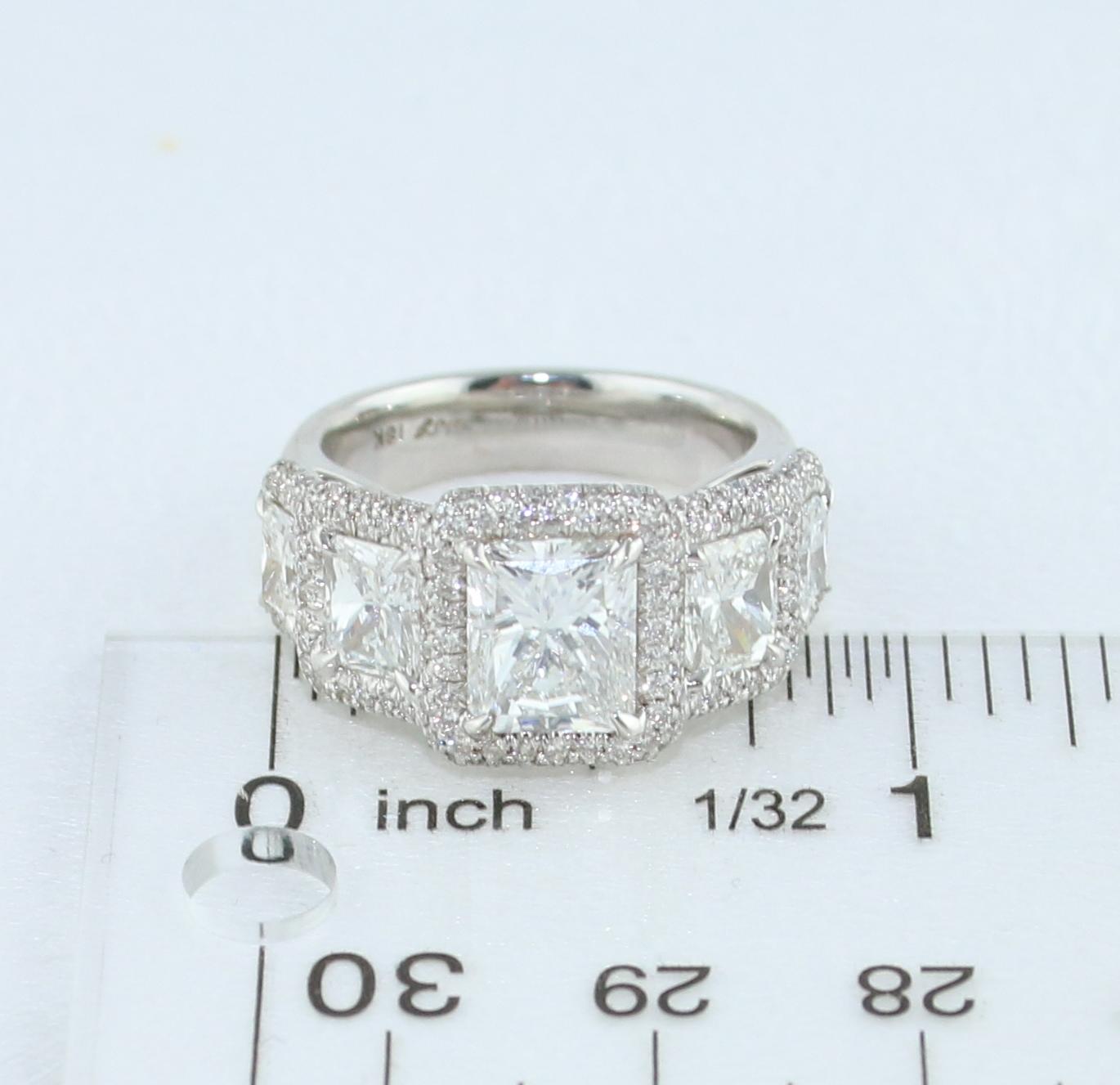 GIA Certified 4.81 Carat Five-Stone Radian Cut Diamond Gold Ring In New Condition For Sale In New York, NY