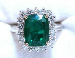 Bague Halo Prime de 14 carats avec diamants et émeraude verte naturelle certifiée GIA de 4,86 carats