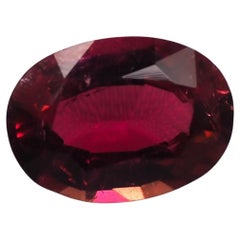 Rubellite rose « tourmaline rose » taille ovale de 4,9 carats certifiée GIA