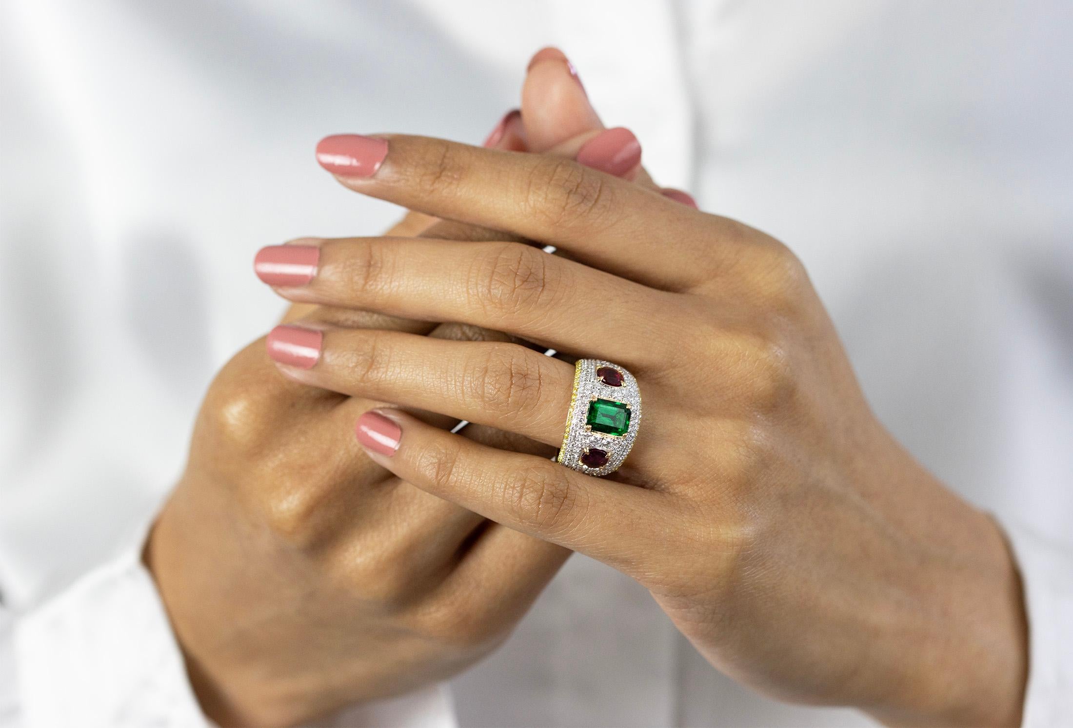 Women's GIA Certified 4.91 Carats Total Mixed Cut Emerald, Ruby & Diamond Fashion Ring For Sale