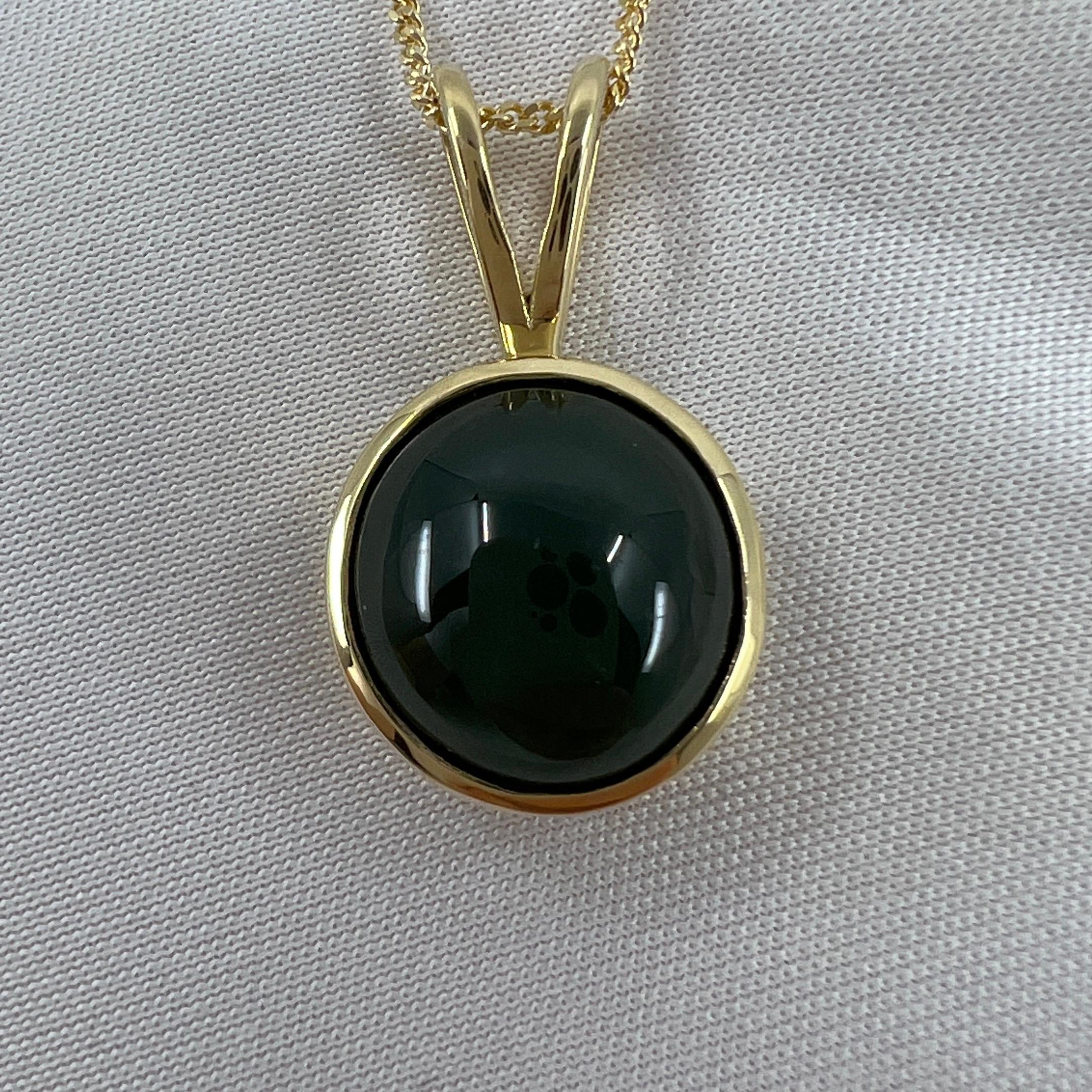 GIA Certified 4.94ct Untreated Jadeite A Grade 18k Yellow Gold Round Pendant For Sale 2