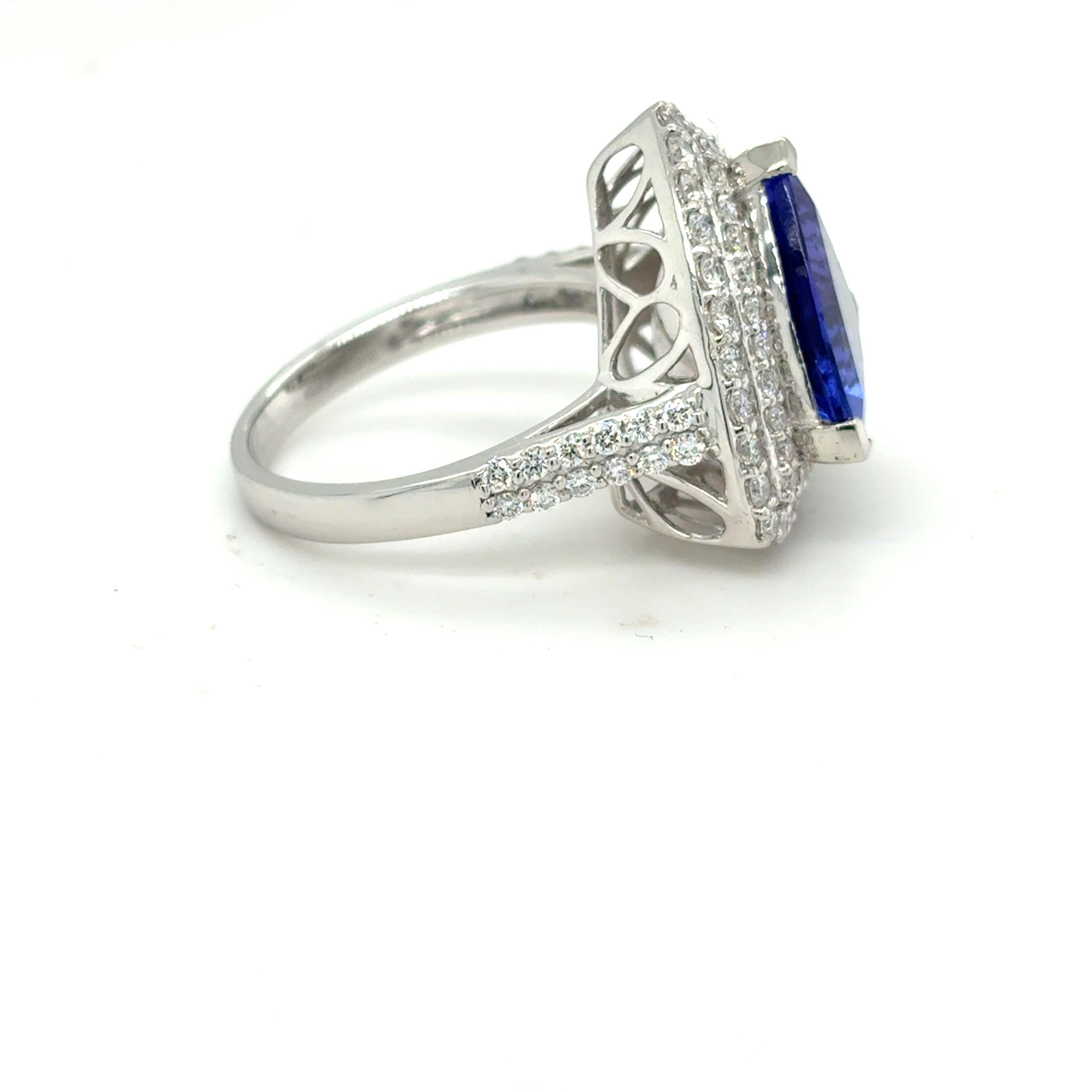 Anillo de cóctel de diamantes tanzanita talla trillón de 4,99 quilates certificado por el GIA en Nuevo estado para la venta en Trumbull, CT