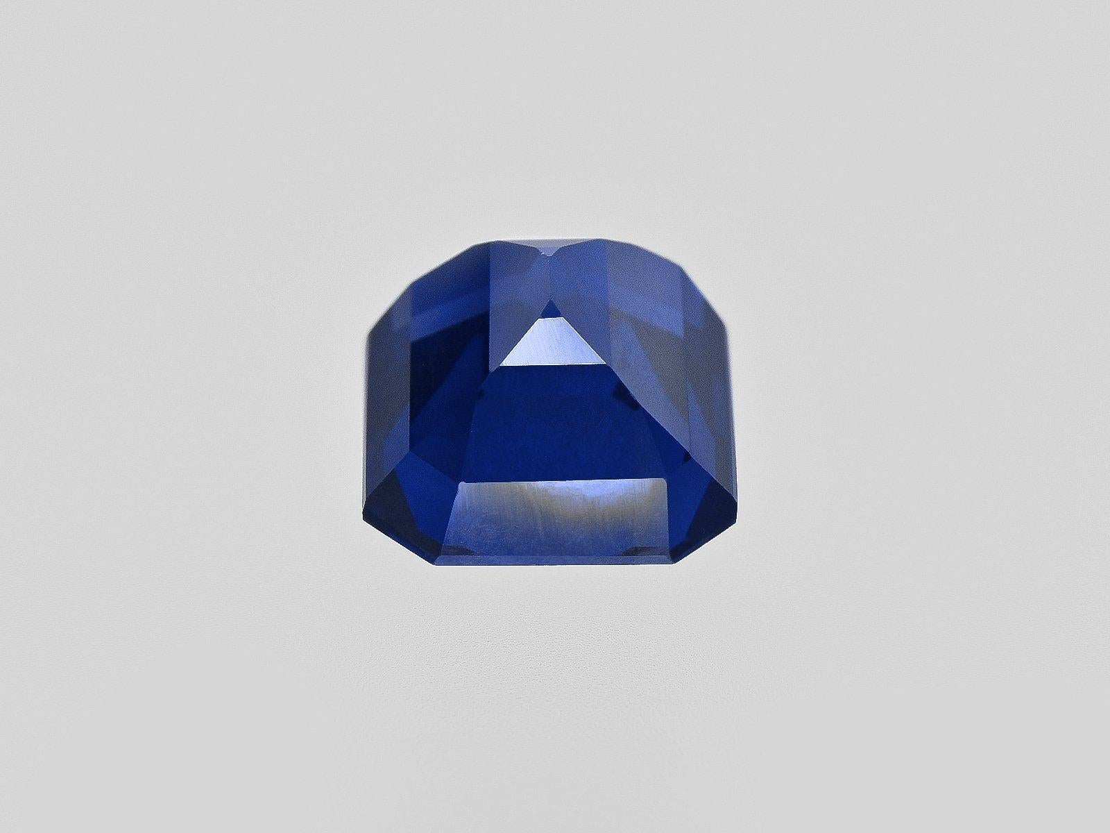 Bague avec saphir bleu de 5 carats certifié GIA et diamant taille émeraude Neuf - En vente à Rome, IT
