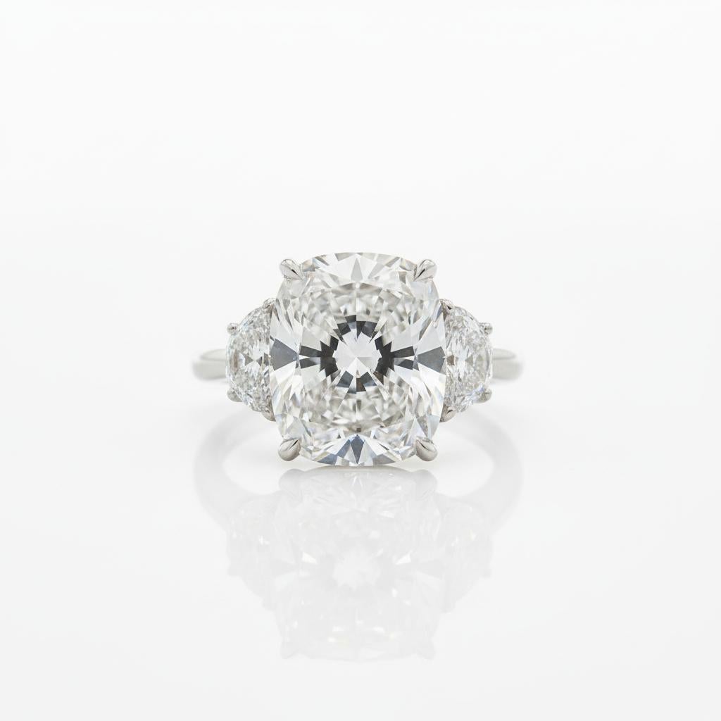 Taille coussin Bague de fiançailles en platine certifi�ée GIA et ornée d'un diamant coussin de 5 carats en vente