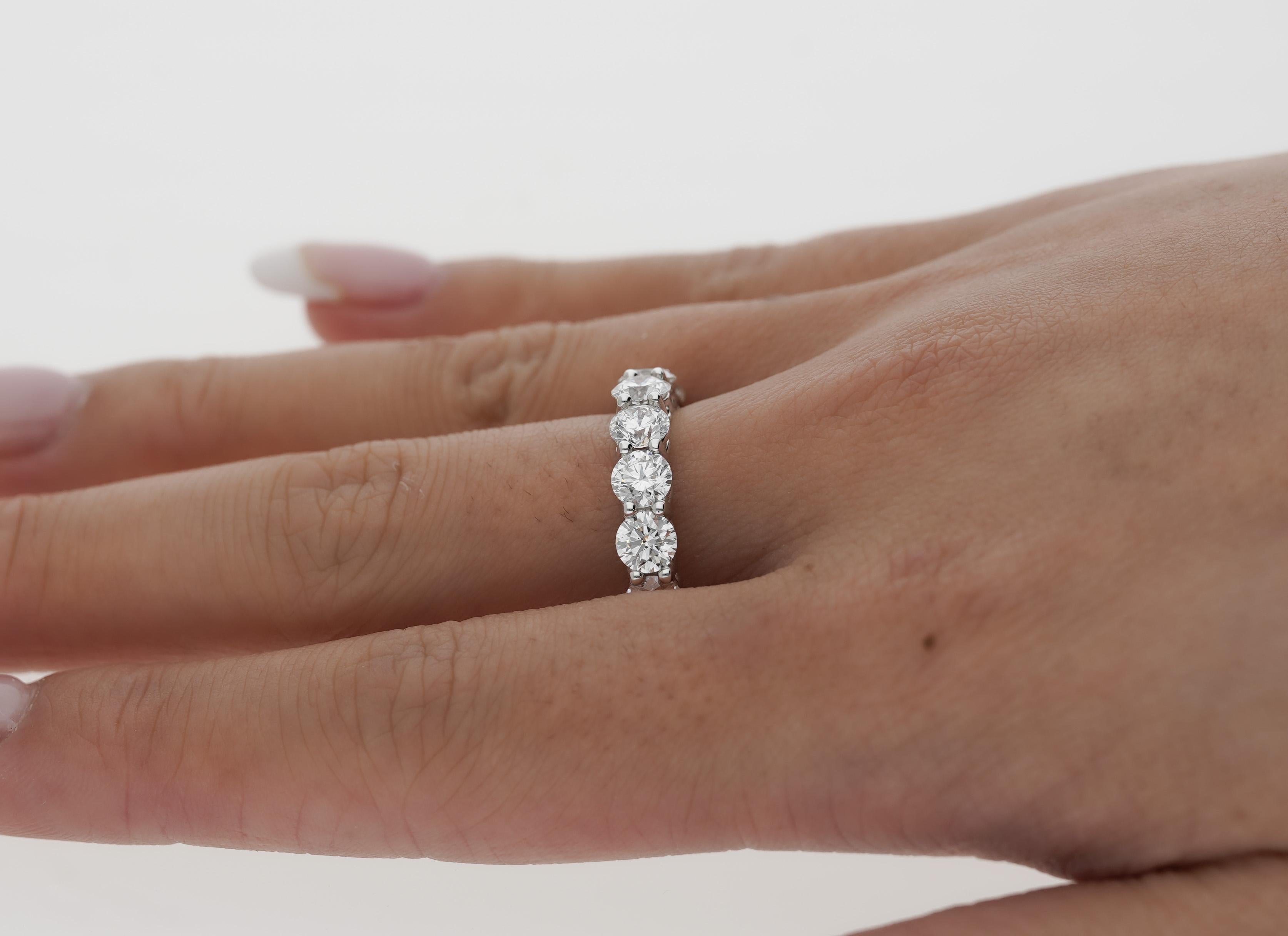 Modern GIA Certified 5 Carat D/VS1 Diamond Wedding Eternity Band Ring in 18K White Gold For Sale