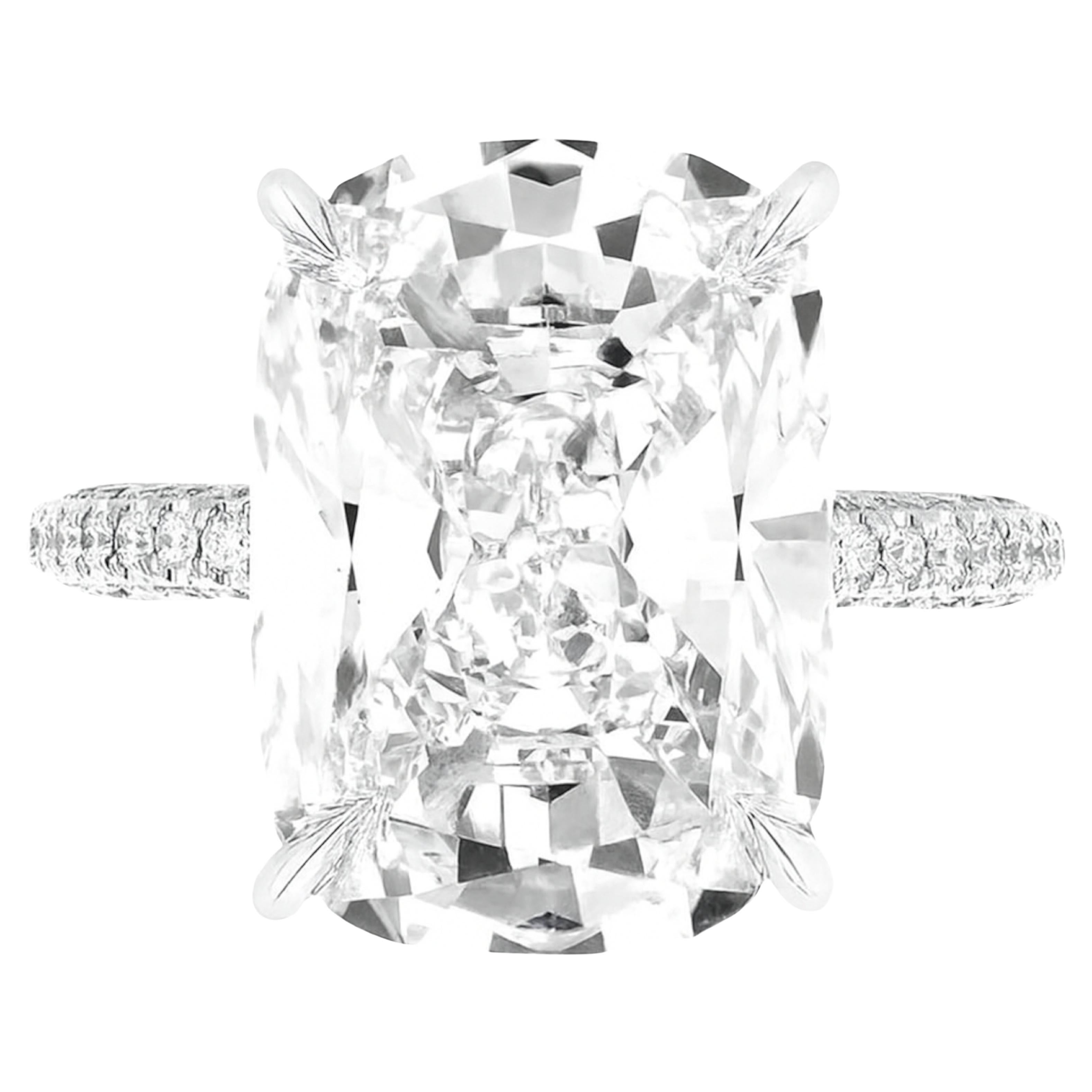 Anillo de diamantes de talla cojín alargada de 5 quilates certificado por el GIA TIPO 2A D INTACHABLE