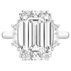 Bague en or blanc 18 carats avec diamants taille émeraude de 5 carats certifiés GIA