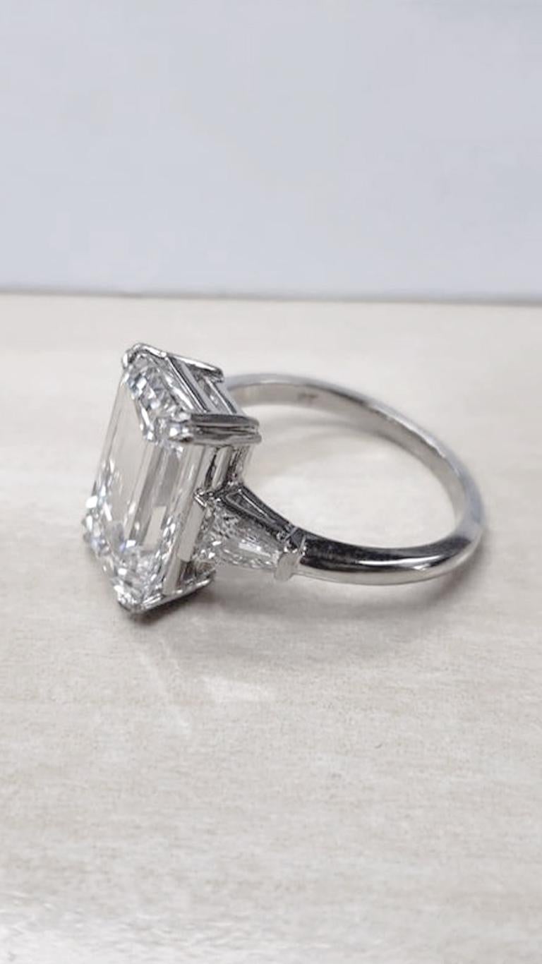 Women's or Men's GIA Certified 5.11 Carat Emerald Cut Diamond Ring F Color VVS2 Clarity For Sale