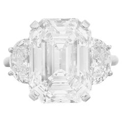 Bague en diamant taille émeraude de 5 carats certifiée GIA