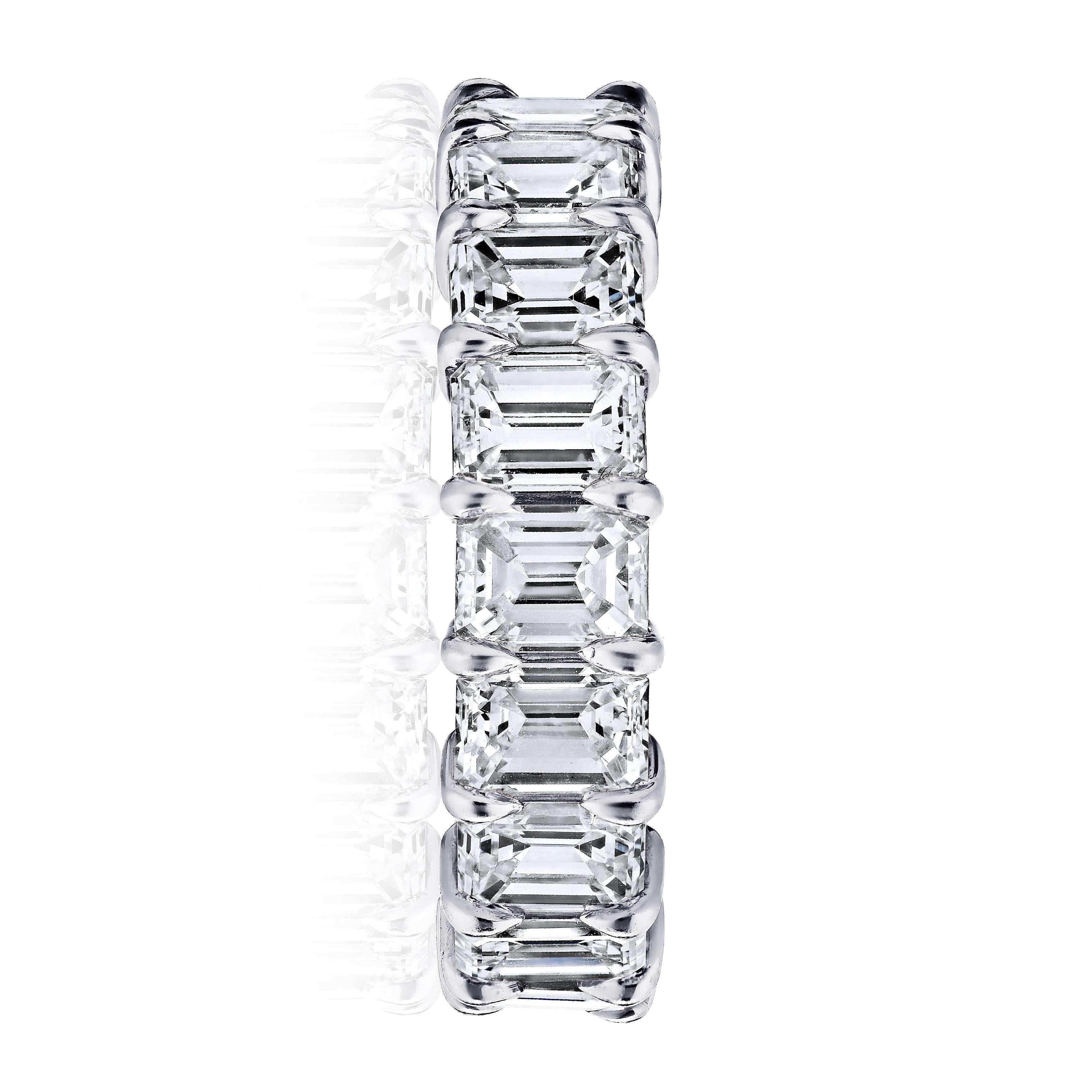 GIA Certified 5 Carat Emerald Cut Diamond Ring Platinum Eternity Band Neuf - En vente à New York, NY