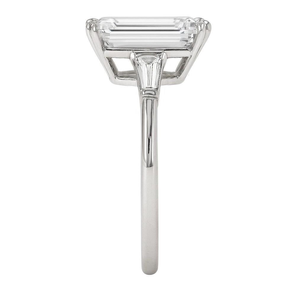 Contemporain GIA Certified 5.01 Carat Emerald Cut Diamond Ring with tapered baguette en vente