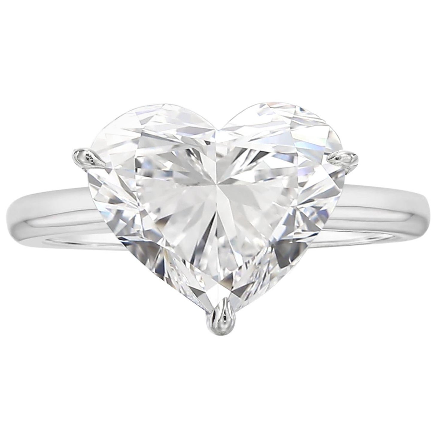 Anillo solitario de diamantes en forma de corazón de 5,00 quilates certificado por el GIA en oro blanco de 18 quilates