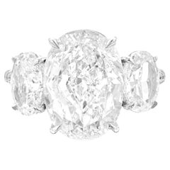 Verlobungsring aus Platin mit GIA-zertifiziertem 5 Karat Diamant im Ovalschliff