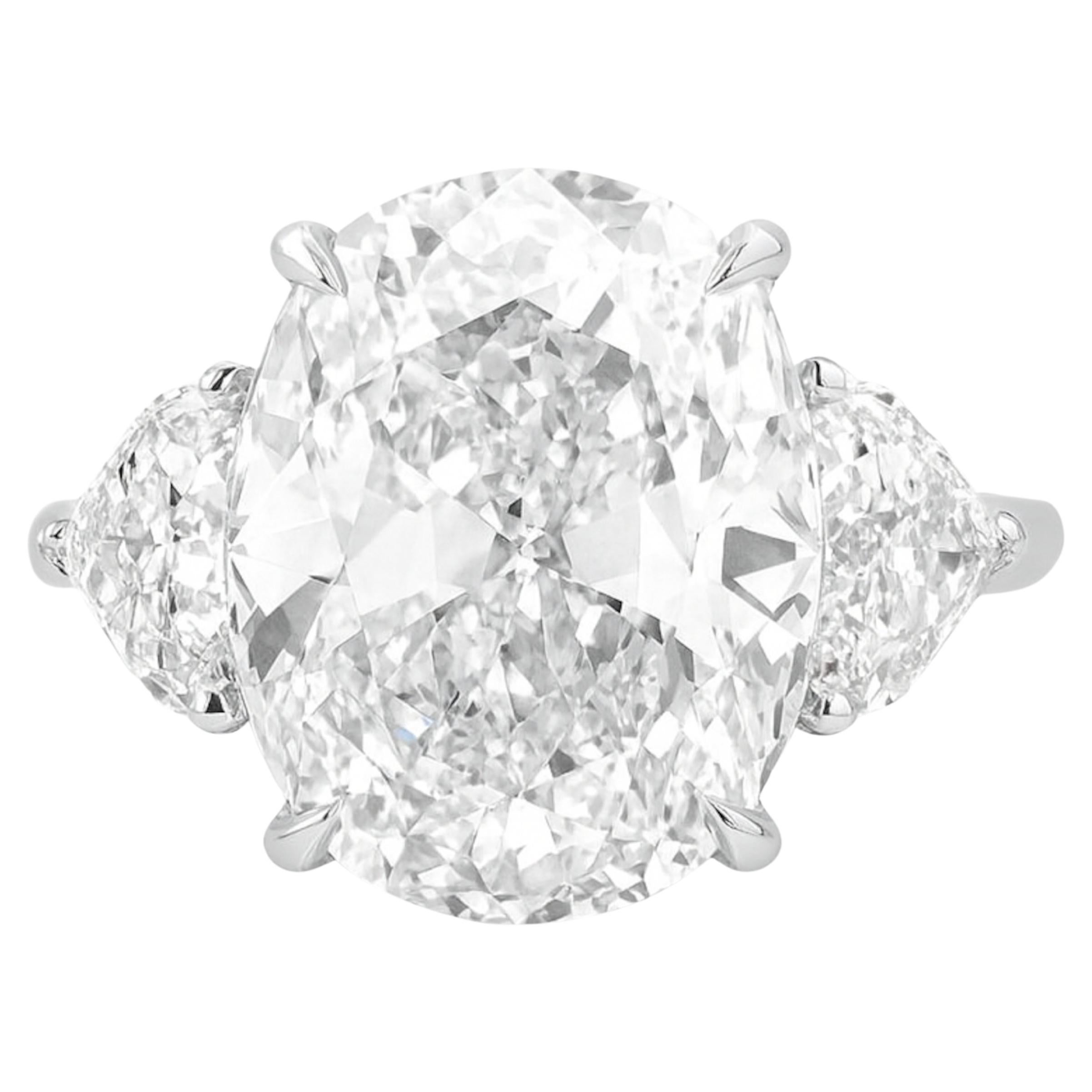Anillo de diamantes de talla ovalada de 5 quilates certificado por el GIA Tipo 2A Color D Claridad impecable