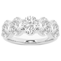 Anillo de diamante ovalado de 5 quilates con certificación GIA