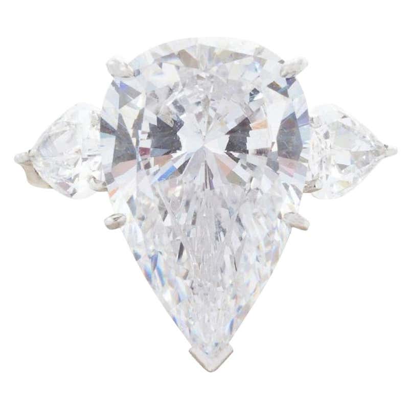 GIA Certified 3 Carat Pear Cut Diamond Ring For Sale at 1stDibs | 3 ...