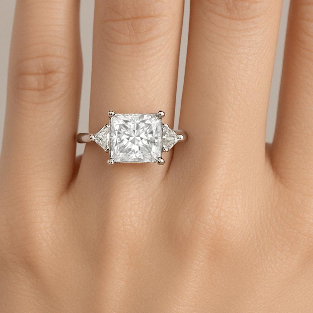 GIA Certified 5 Carat Princess Cut Diamond Engagement Platinum Ring In New Condition For Sale In Chicago, IL