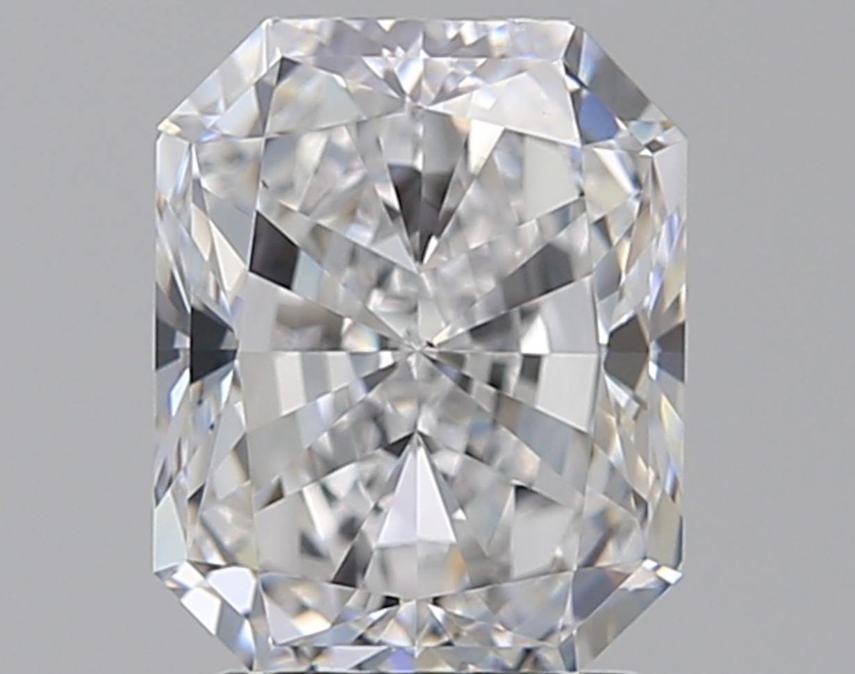 Contemporary GIA Certified 5 Carat Radiant Cut Diamond VS1 Clarity Ring in Platinum For Sale