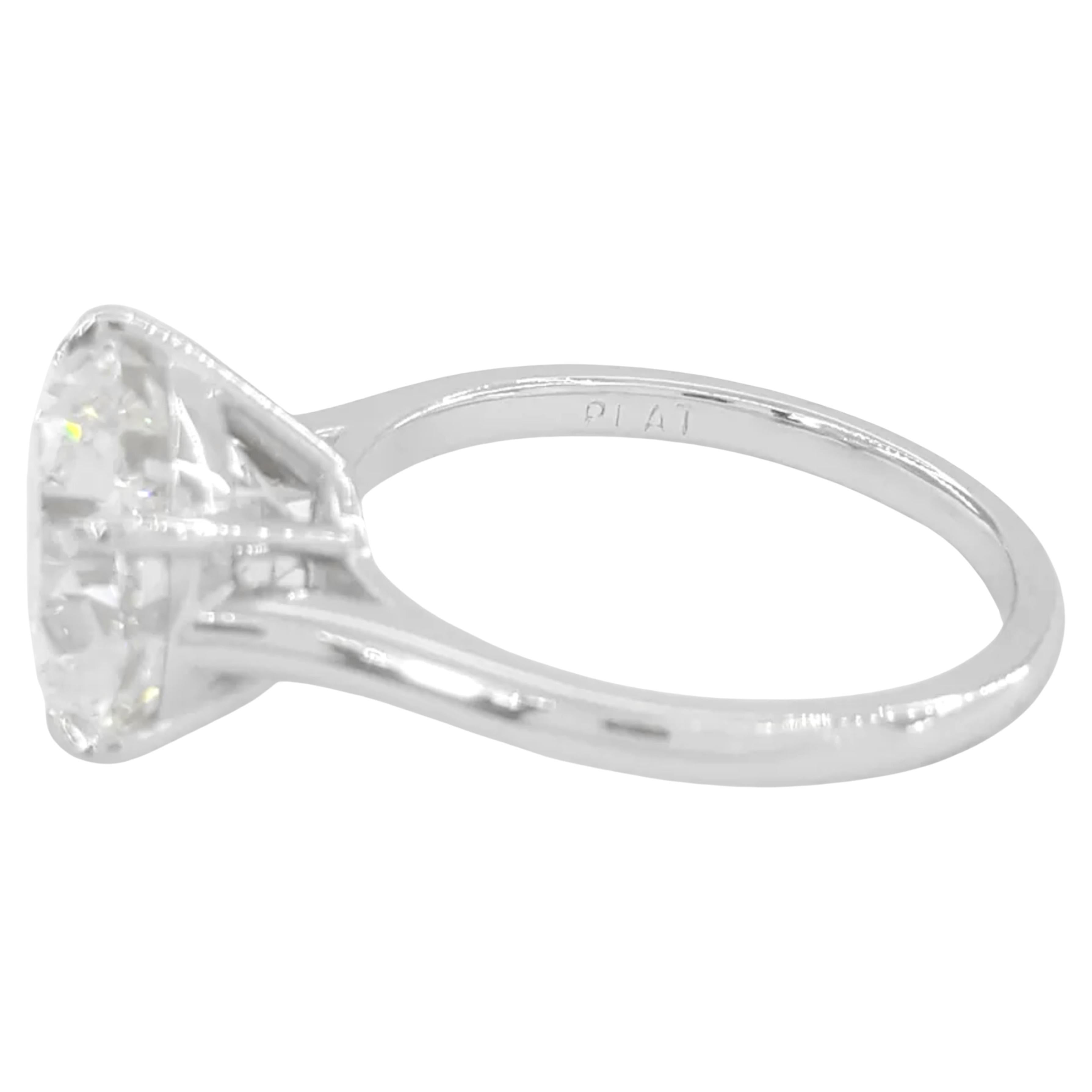 Round Cut GIA Certified 5 Carat Round  Cut Diamond Engagement Platinum Ring For Sale