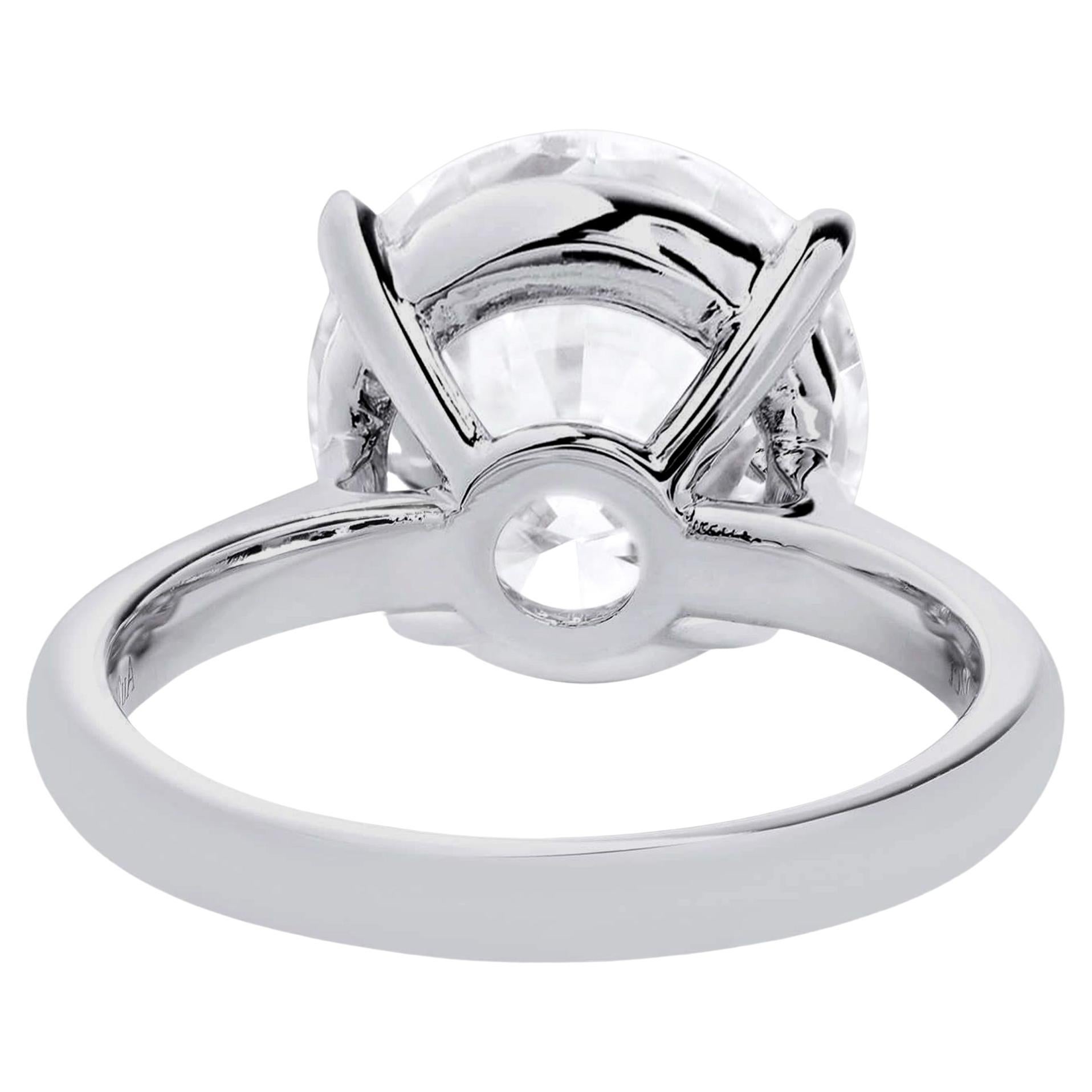 GIA Certified 5 Carat Round Cut Diamond Solitaire Ring  In New Condition For Sale In Rome, IT