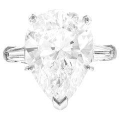 Certificato GIA da 5 carati. Anello in platino con diamante taglio pera Brilliante