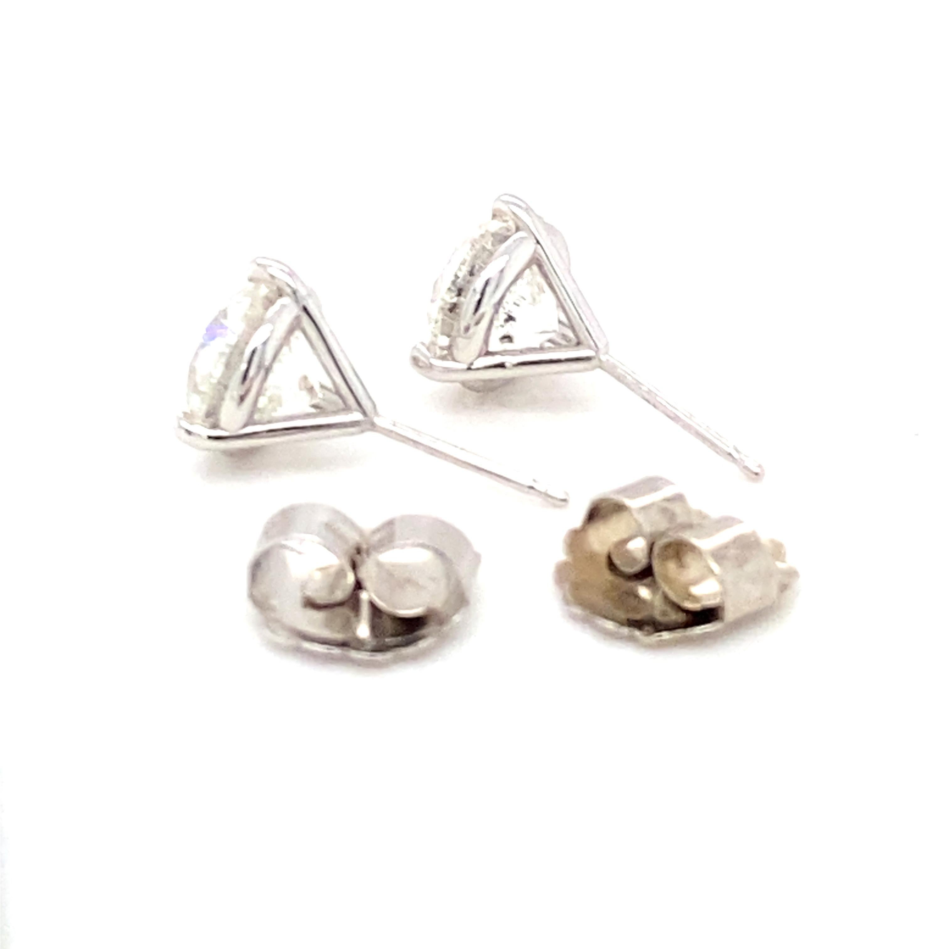 GIA Certified 5.00 Carat Brilliant Cut Diamond Stud Earrings For Sale 4