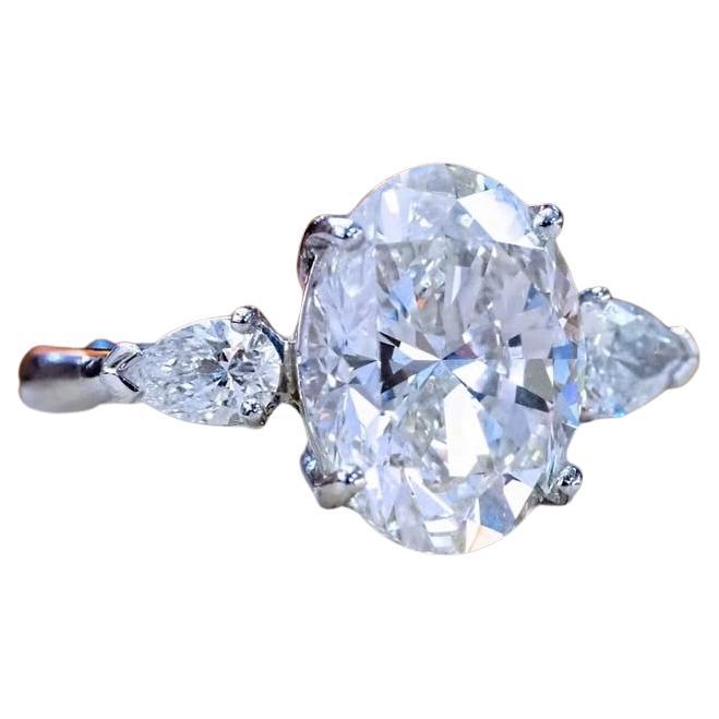 Anello solitario in oro 18 carati con diamante di forma ovale certificato GIA da 5,00 carati