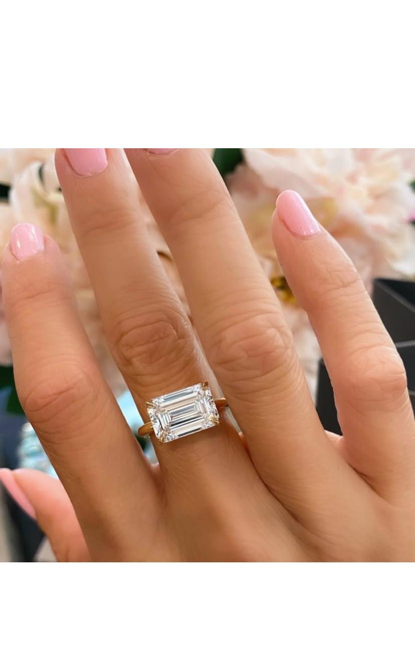 Taille émeraude Bague en or 18 carats certifiée GIA 5,00 carats D/VVS2 Emerald Shape Diamond en vente