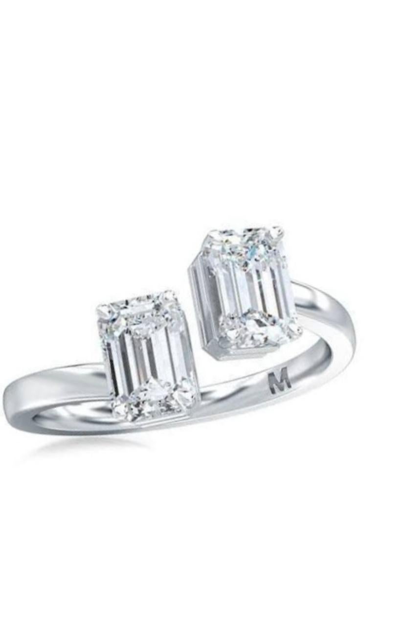 Taglio smeraldo GIA Certified 5.00 Carati D/VVS2 Smeraldi a forma di diamante Anello in oro 18K in vendita