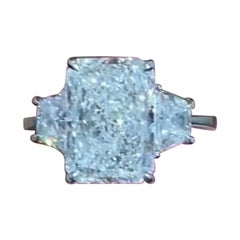 GIA Certified 5,00 Carats E Color Radiant Shape Diamond Anello in oro 18K