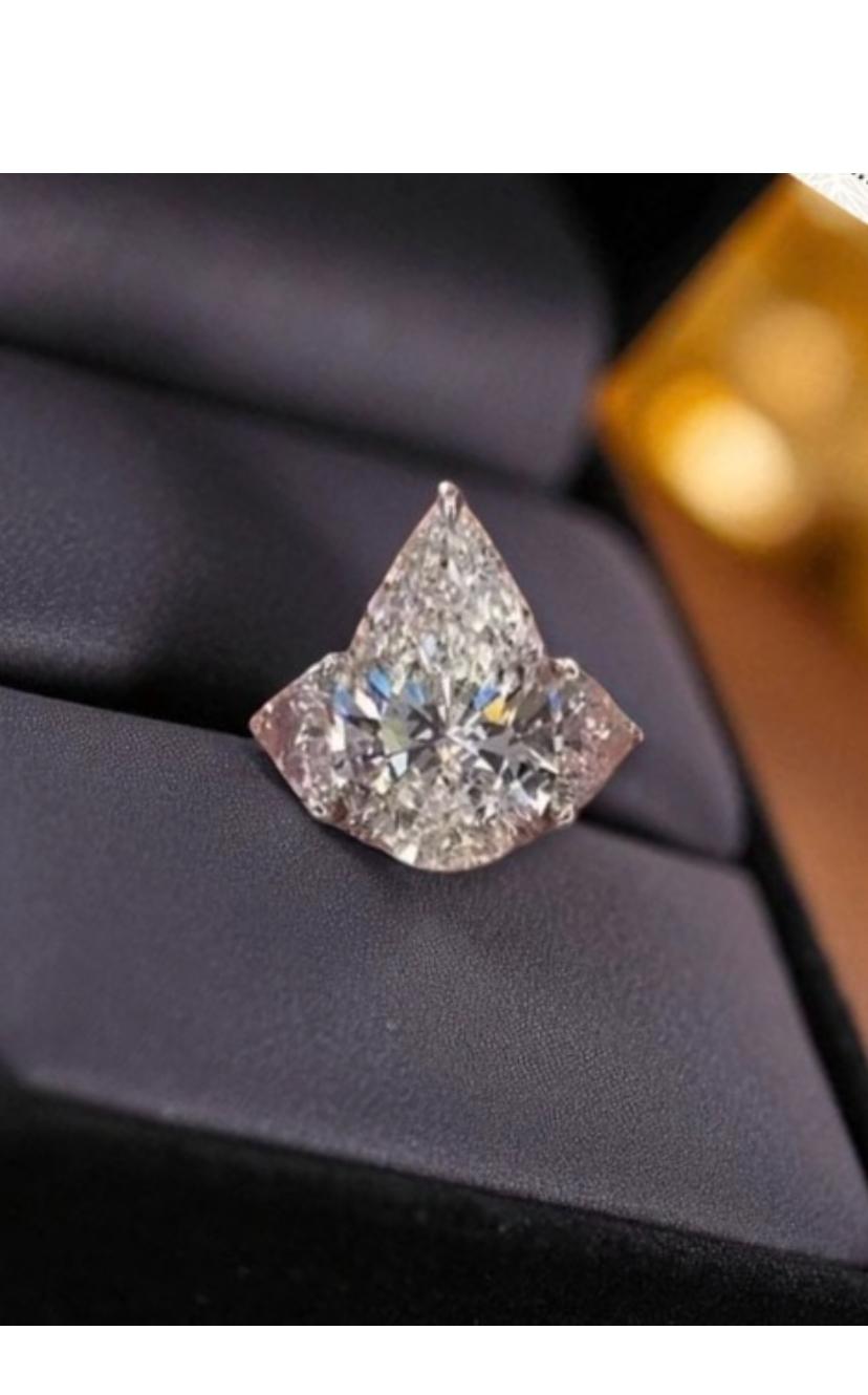 GIA zertifiziert 5,00 Karat E/VVS1 Birnenform Diamant 18K Gold Ring im Zustand „Neu“ im Angebot in Massafra, IT