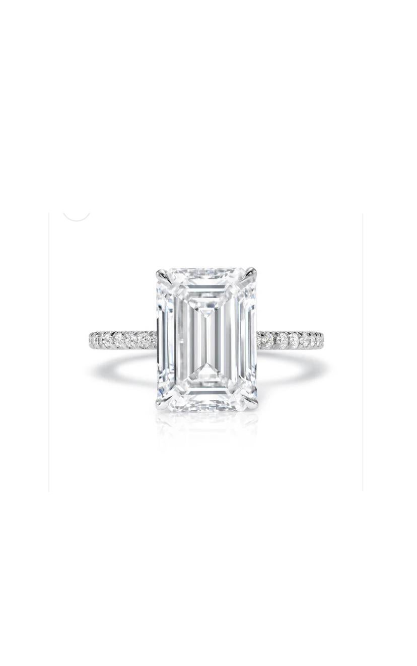 GIA zertifiziert 5,00 Karat Smaragd Form 18k Gold Ring Damen im Angebot