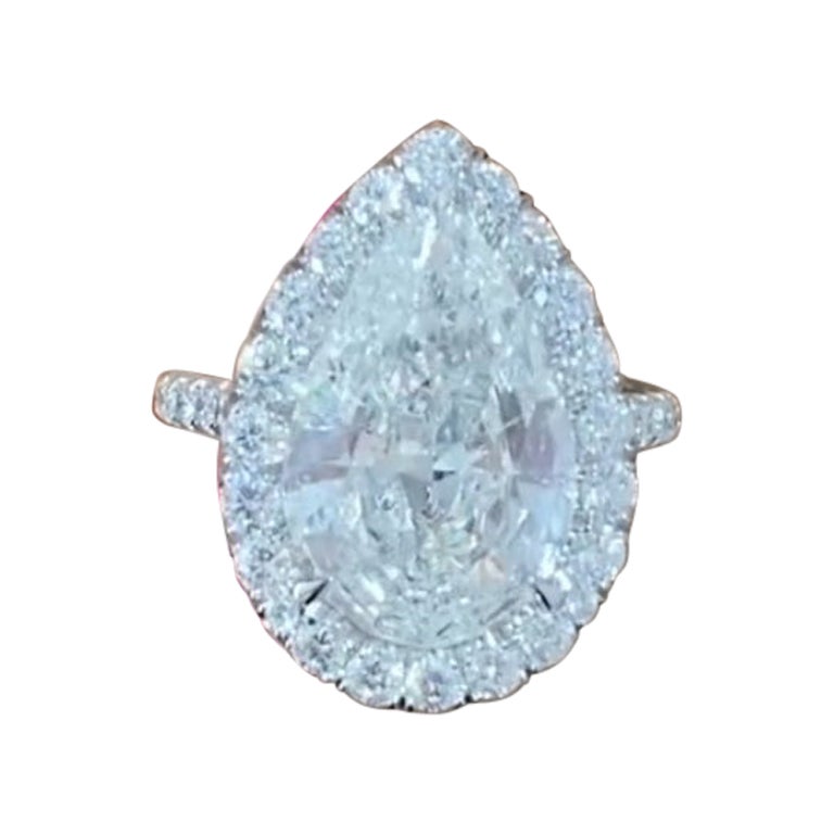 Bague en diamants certifiés GIA de 5,00 carats de couleur F et de pureté irréprochable en forme de poire en vente