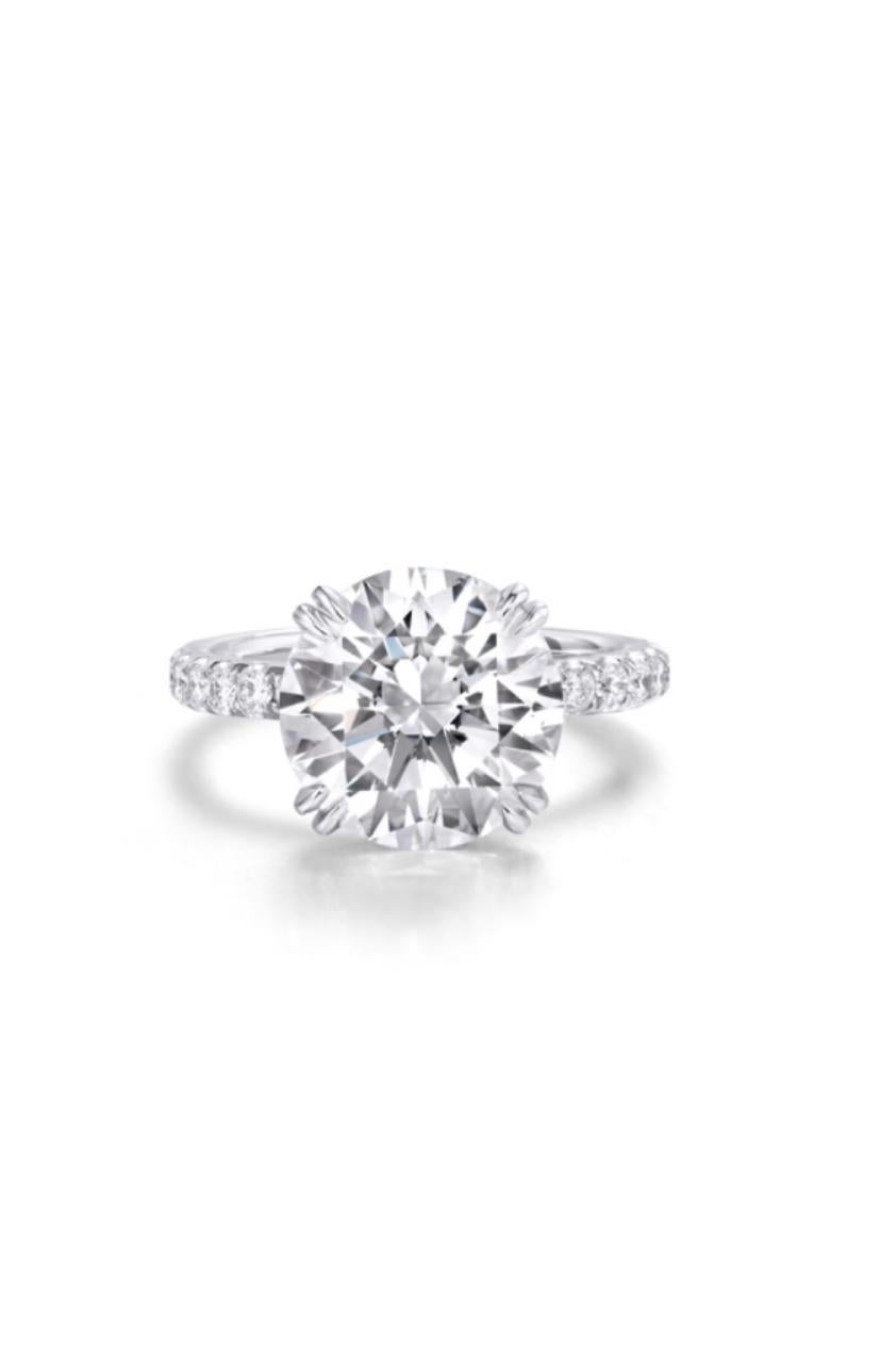 Un solitaire exclusif au design classique, essentiel et chic, parfait pour tous les jours et pour une opportunité d'investissement.
Bague solitaire en or 18 carats sertie d'un diamant naturel certifié GIA de 5,00 , de taille ronde et brillant, 
I