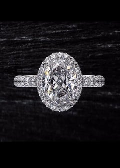 GIA Certified 5.00 Carats Oval Shape Diamond 18K Gold Solitaire Ring