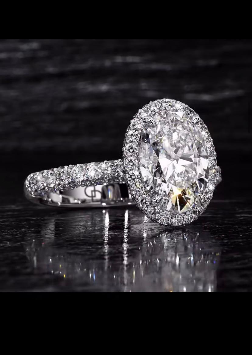 GIA zertifiziert 5,00 Karat Oval Form Diamant 18K Gold Solitär Ring im Angebot 1