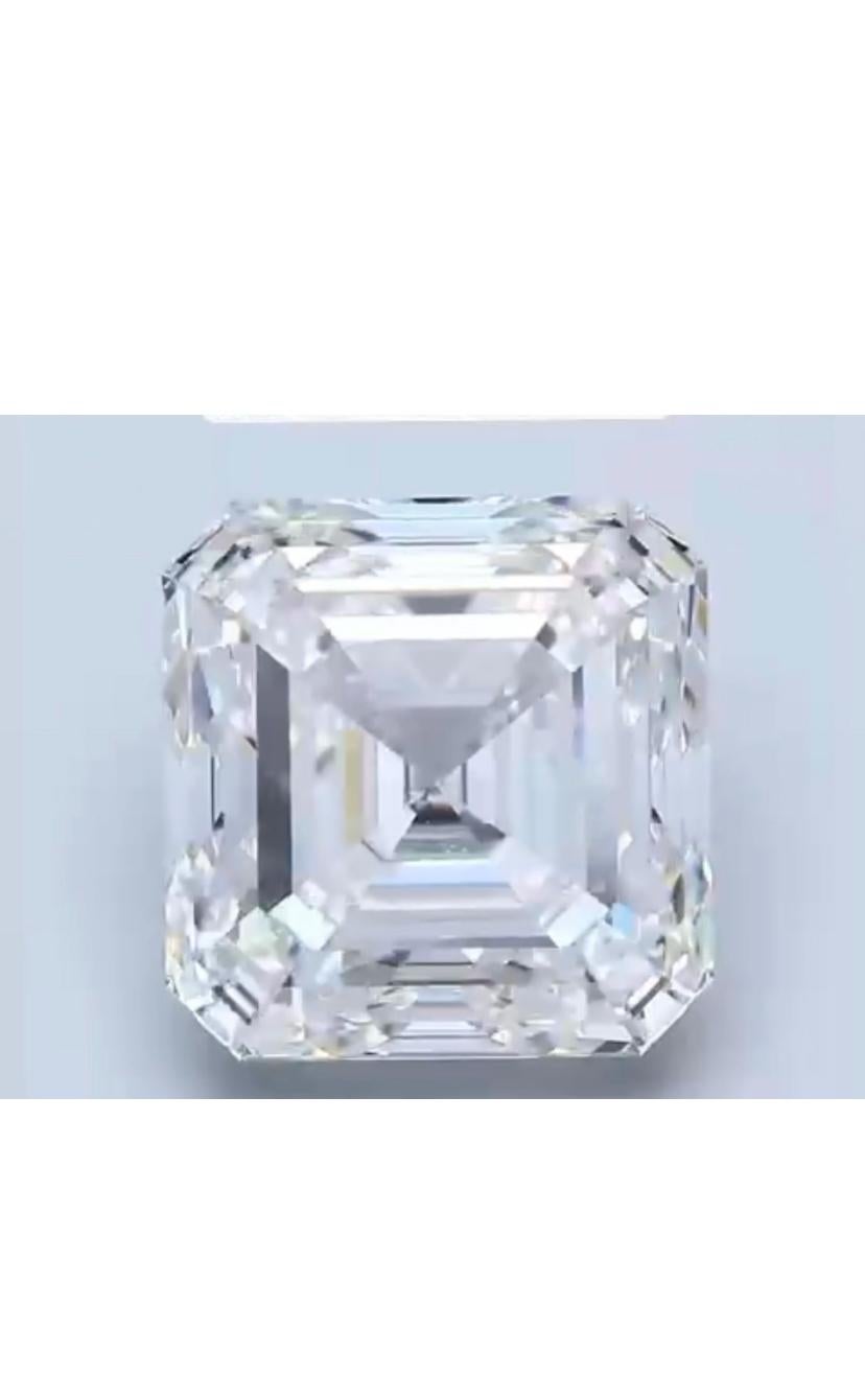 Ein exquisiter GIA-zertifizierter natürlicher Diamant von 5,00 , in bezaubernder quadratischer Smaragdform, Farbe F, Reinheit VS2, sehr funkelnd.
Komplett mit GIA-zertifiziertem .

Großhandelspreis.