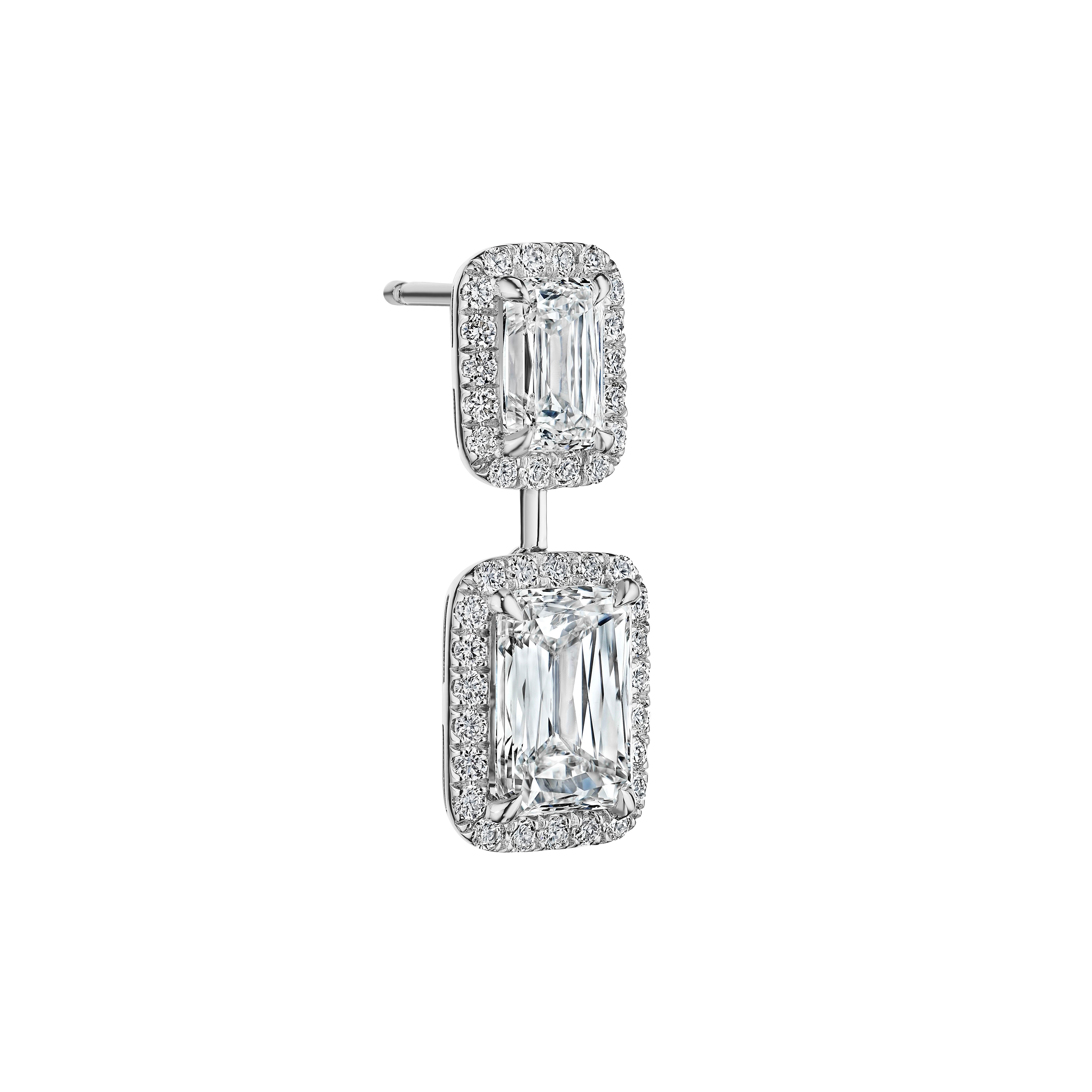GIA Certified 5.00ct Modified Emerald Cut Diamond Earrings in 18KT White Gold In New Condition For Sale In New York, NY