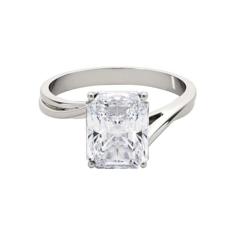 GIA Certified 5.01 Carat Basket Set Radiant Curved Band Platinum Diamond Ring in vendita