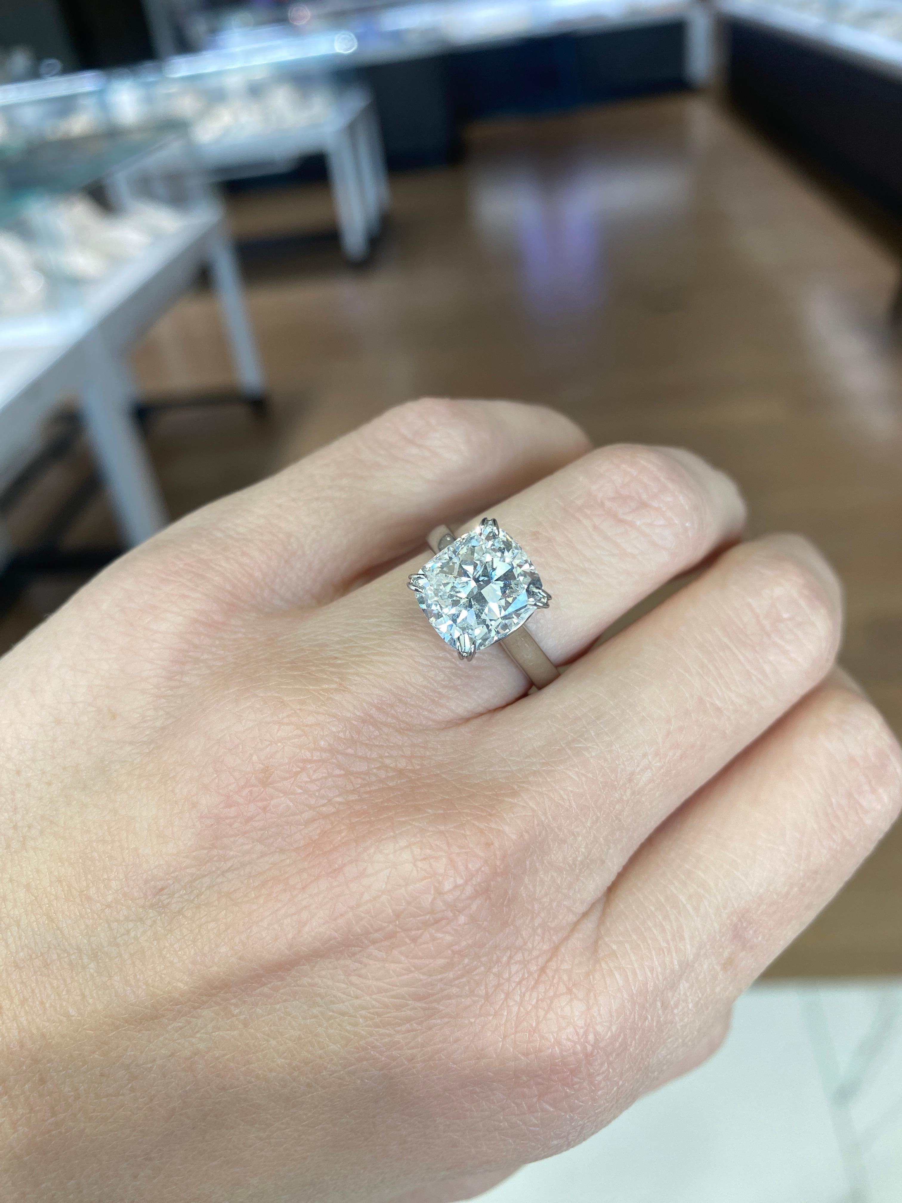 GIA Certified 5.01 Carat Cushion Cut Diamond Platinum Engagement Ring For Sale 3