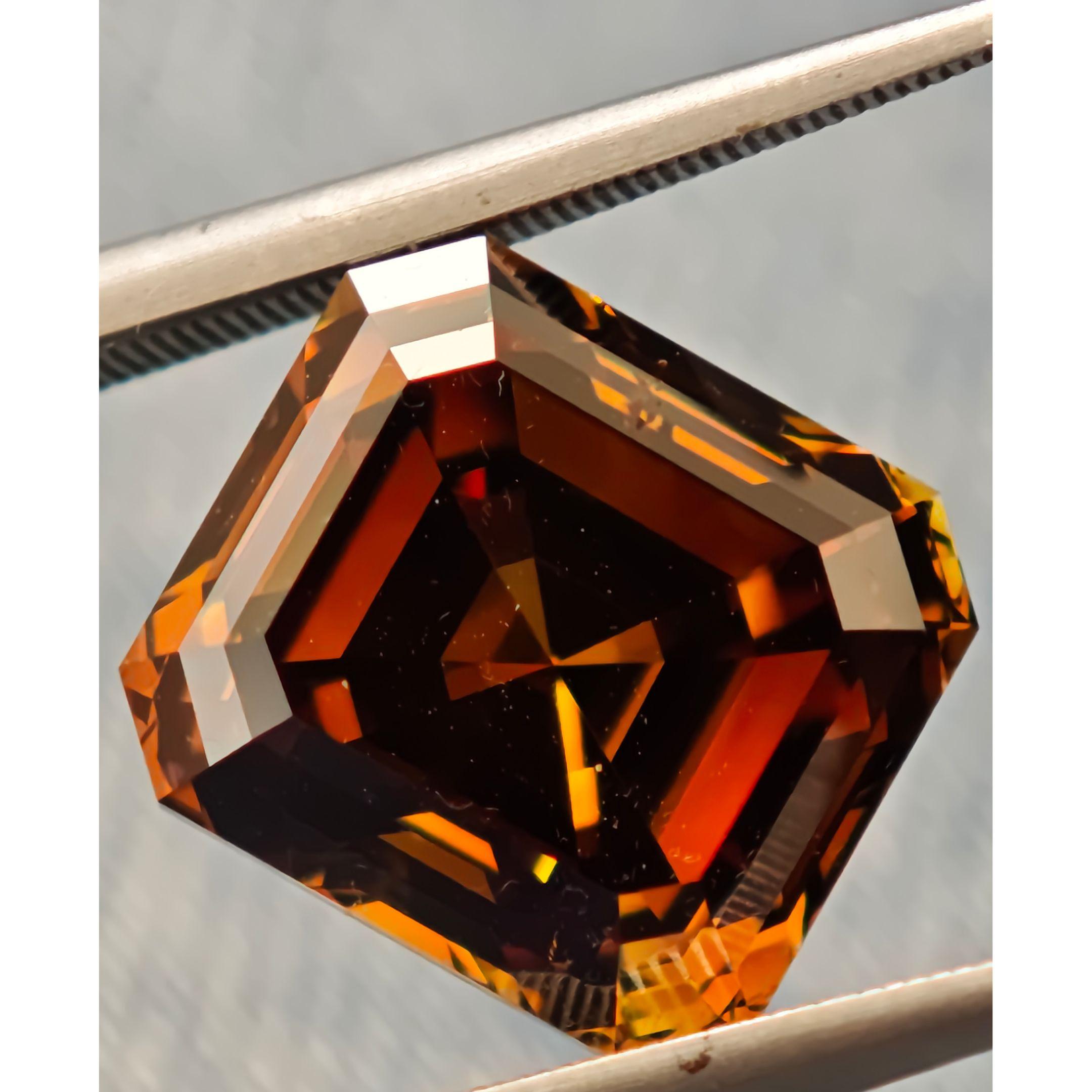Diamant naturel certifié GIA de taille émeraude 5.01, de couleur orange brun foncé en vente 12
