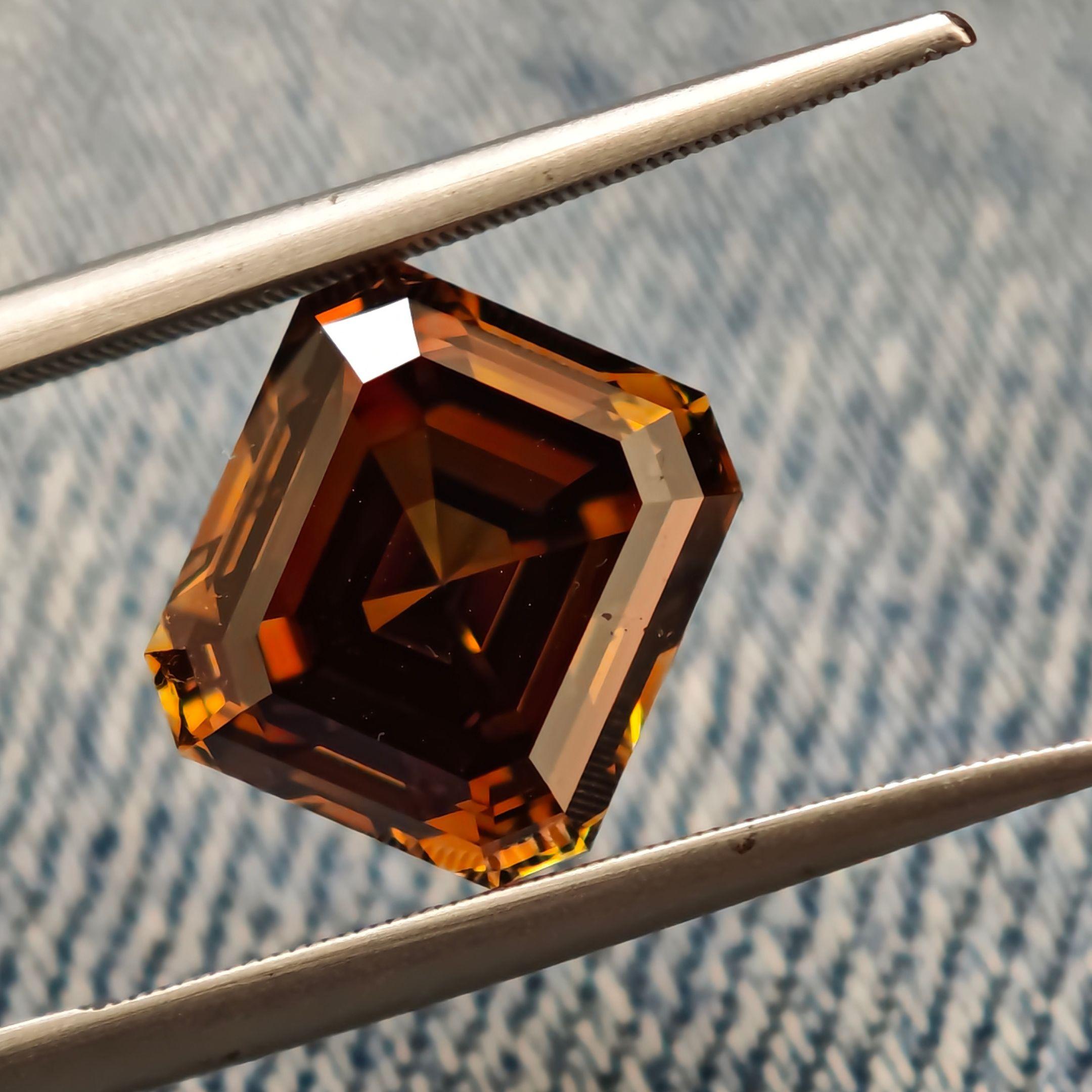 Diamant naturel certifié GIA de taille émeraude 5.01, de couleur orange brun foncé en vente 13