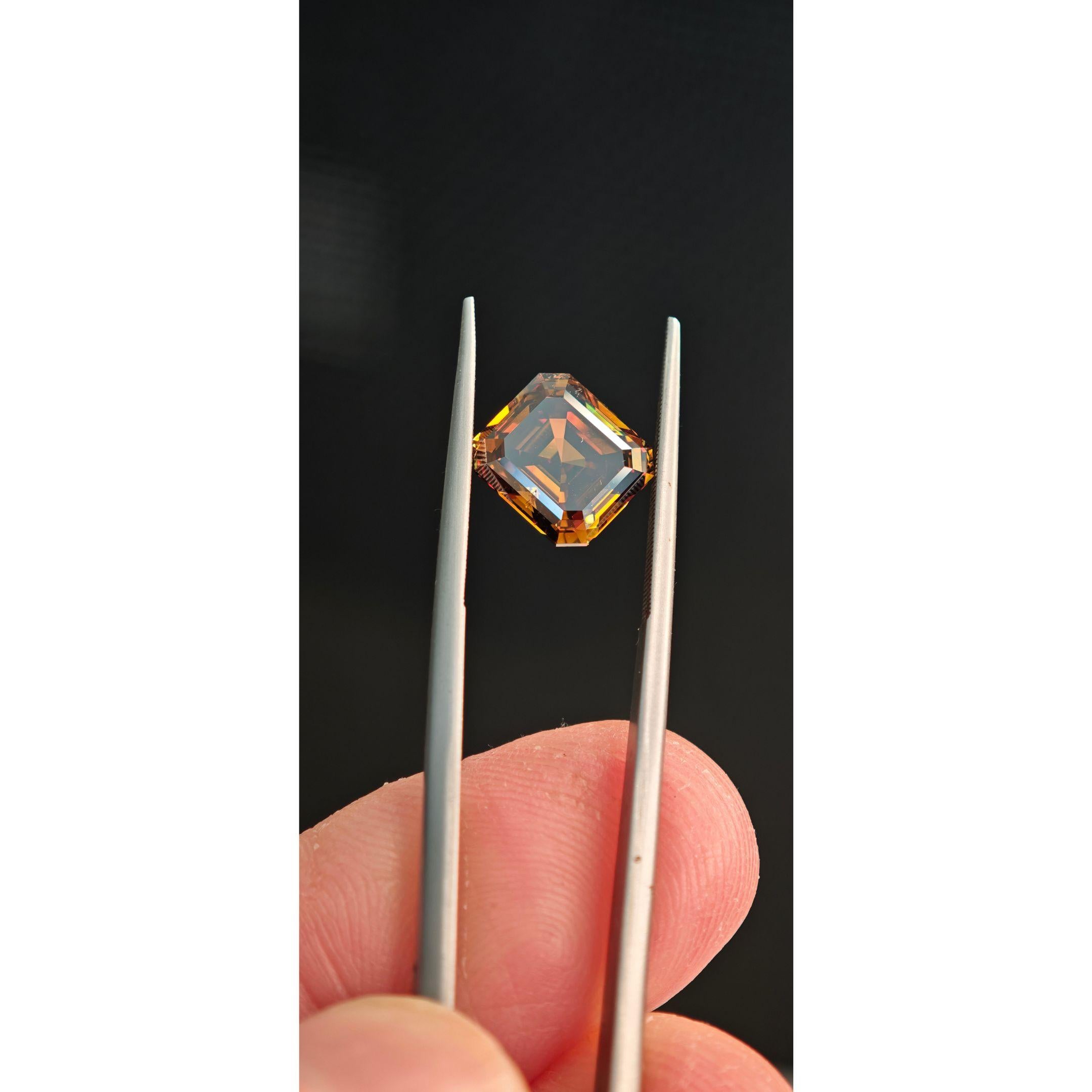 Diamant naturel certifié GIA de taille émeraude 5.01, de couleur orange brun foncé en vente 1