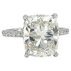 Anello di fidanzamento con diamante taglio cuscino naturale certificato GIA 5,01ct Oro bianco